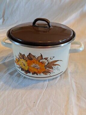 2/70$ Vintage White Enamel Stockpot with Brown Lid and Orange Floral Motif